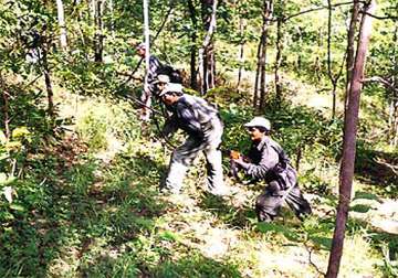 one jawan injured in gunfight with maoists