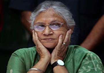 onion prices sheila dikshit asks pawar to curtail exports