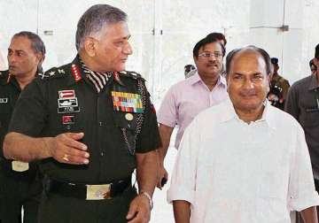 only bonhomie no farewell speeches at antony s dinner for army chief