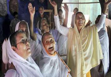over 1 000 vrindavan widows celebrate diwali burst crackers