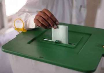 over 40k govt officials cast their votes through postal ballot