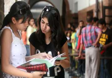 pil filed for 85 p.c. reservation for delhiites in colleges