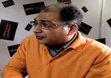 pm narendra modi condoles journalist jehangir pocha s death