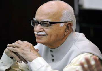 pm is not in control says advani