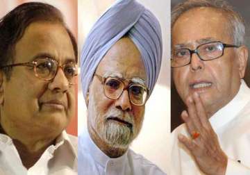 pm pranab discuss chidambaram s bailout