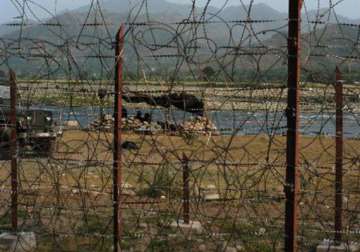 pak troops fire at indian positions near poonch indian army retaliates
