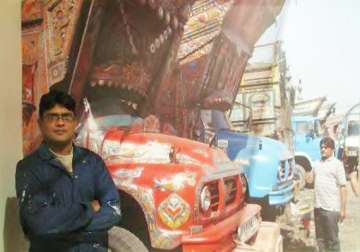 pak truck artist displays culture of pre partition punjab