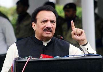 pak interior minister rehman malik coming on dec 14