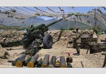 pak troops fire at indian positions in kashmir