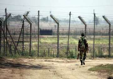 pak violates ceasefire targets indian forward area