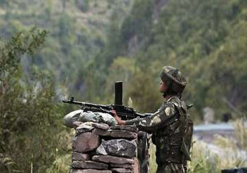 pakistan again violates ceasefire on loc