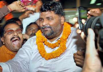 pappu yadav continues fast to support hazare