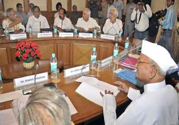 par panel s draft report on lokpal no decision on pm yet