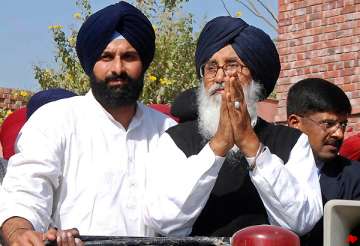 parkash singh badal creates two records in one go