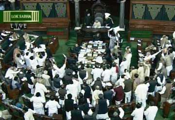 govt in tight corner on fdi parliament paralysed again