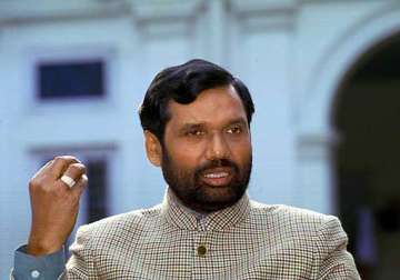 paswan demands reservation to dalits in lokpal selection panel