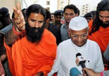 patch up bid by team anna to join ramdev protest on aug 9