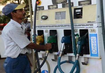 petrol price cut by re 1 per litre