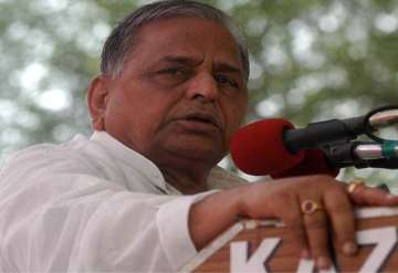 police action reminds me of emergency says mulayam