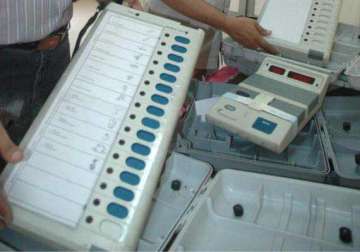 poll official s son uploads pictures of evms ec orders probe