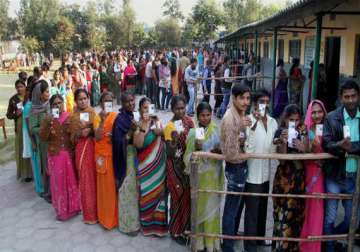 35 percent polling till noon in telangana s first polls