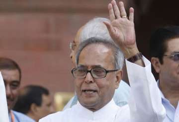 pranab promises to bring lokpal bill in monsoon session