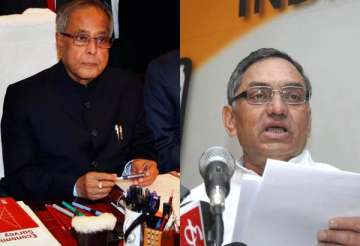 pranab writes to state govts to cut st vat on fuel