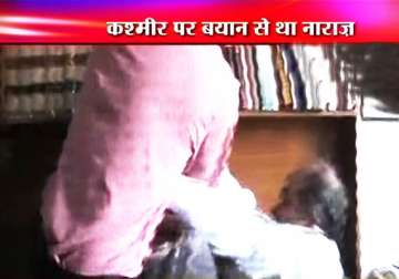 prashant bhushan beaten up inside sc chamber over kashmir remark