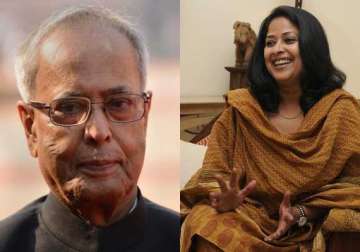 president pranab s daughter joins protest against outages