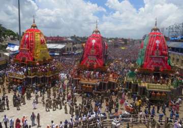 puri rath yatra temple to ban chariot climbing touching idol