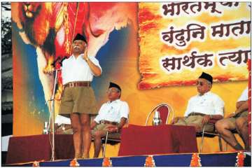 rss chief bhagwat asks ex rulers of gujarat to strengthen unity in society