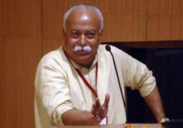 rss chief comes out in support of ramdev