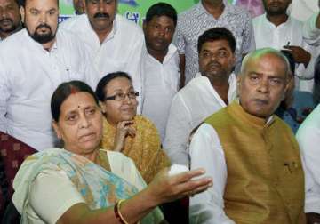 rabri devi to lead rjd in convicted lalu s absence