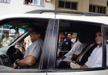 rahul gandhi visits quake hit sikkim