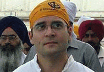 rahul thanks sikhs for giving india a forward looking pm