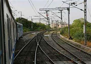 railway launches online booking of retiring rooms at railway stations