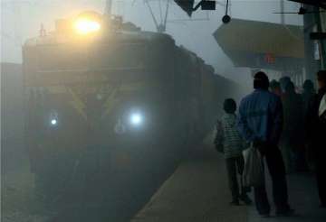 railways cancel 30 trains due to fog