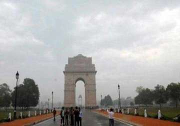 rains cool delhi cloudy day ahead