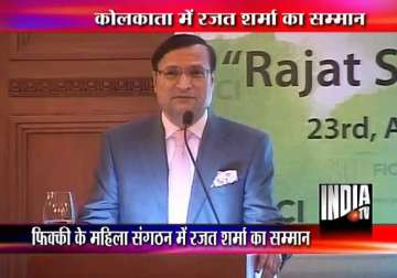 rajat sharma narrates anecdotes about thackeray at ficci ladies event
