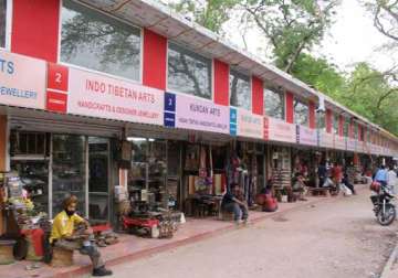 rajya sabha unanimously passes street vendors protection bill