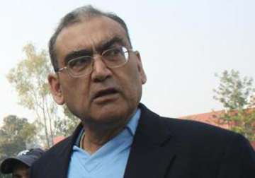 reinstate mirza in drdo if no evidence against him katju