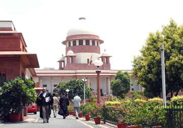 sc notice to centre rbi sebi on pil on regulating chitfunds