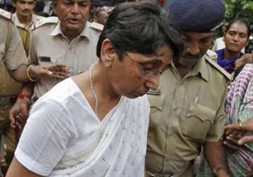 sit to move sc against gujarat high court s bail to maya kodnani