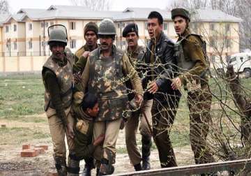 ssb head constable fires on colleagues in kishtwar 2 dead