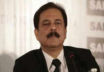 sahara chief subrata roy moves sc for cancellation of nbw