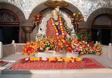 sai devotees can now book rooms in shirdi online