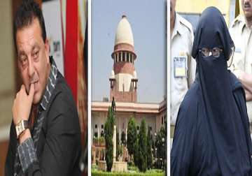 sanjay dutt effect sc gives zaibunissa 6 others 4 weeks to surrender