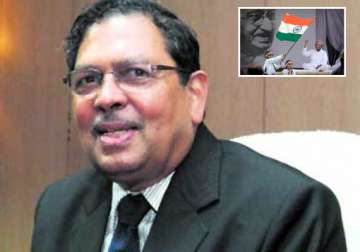 santosh hegde appeals to hazare to end fast
