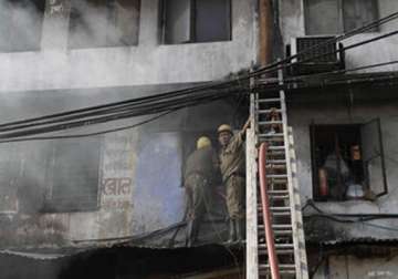 sealdah fire toll rises to 20 case filed against 4 people