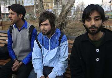 sedition charge against 66 kashmiri students withdrawn lashkar chief pakistan jump into fray